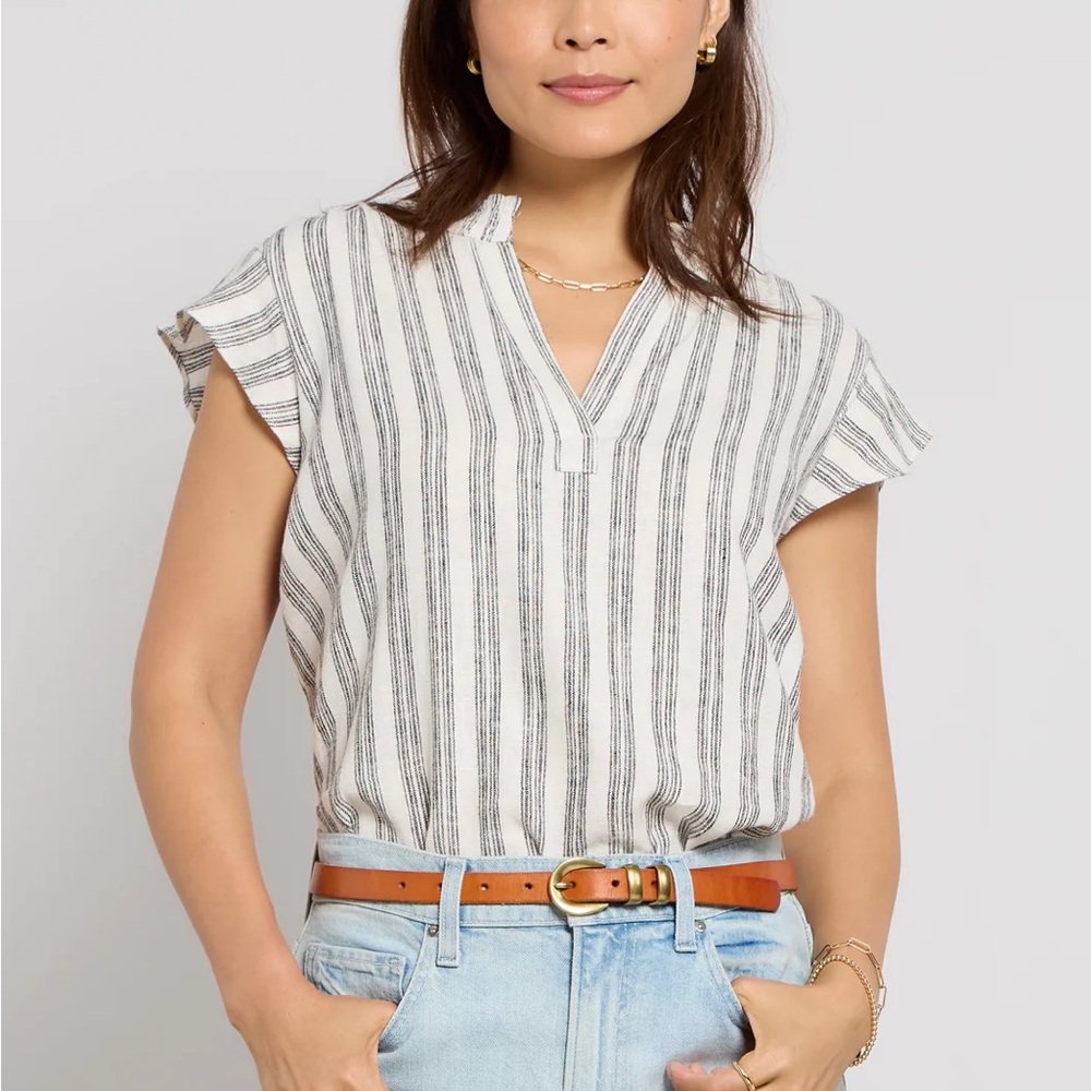 Sanctuary Black and White Split Neck Blouse